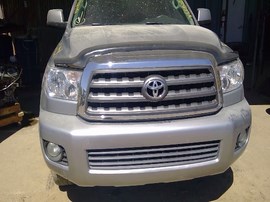 2008 TOYOTA, SEQUOIA, SILVER, SR5, AT, 2WD,    Z25128